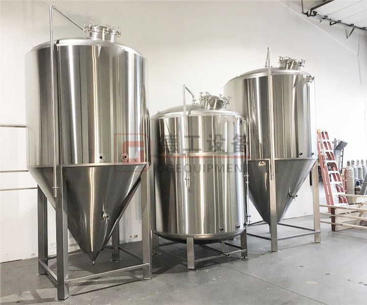 beer fermenters-min