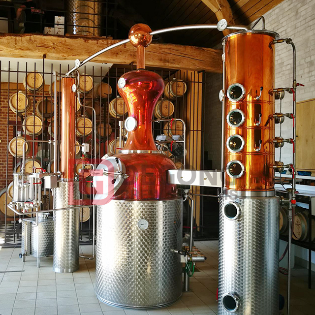 500L Column Still Vodka Distilling Machine Copper Alcohol Distillery Spirits Distiller