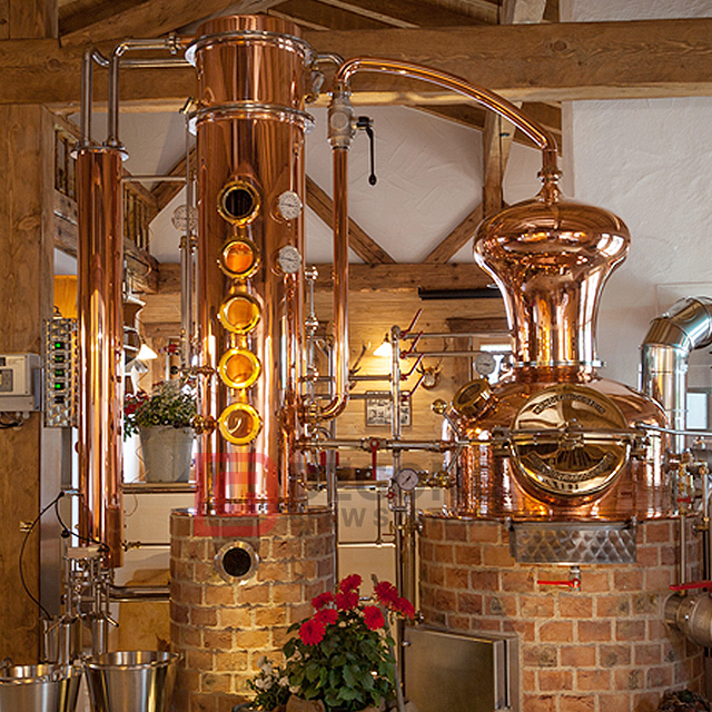 Gin Distillation Equipment Red Copper Distillation of Alcohol In USA