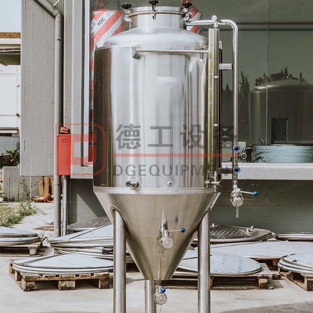 Nano Turnkey 3.5BBL Beer Brewery Equipment 2-vessel Brewhouse System with Electric Heating Conical Dimple Plate Fermenter for Sale 