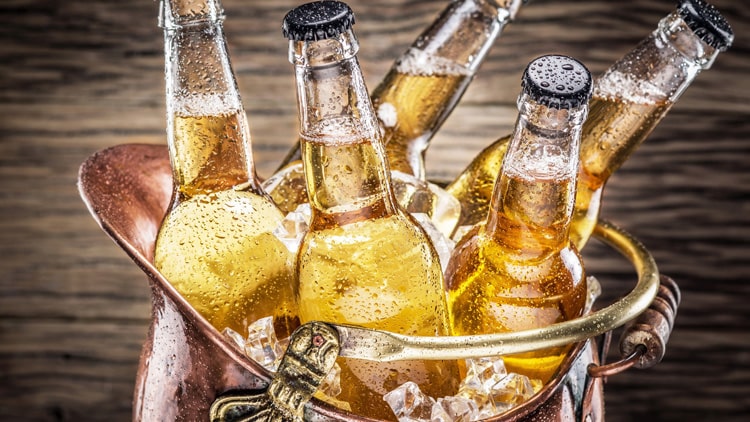 Bottles-beer-drinks-cold-water-