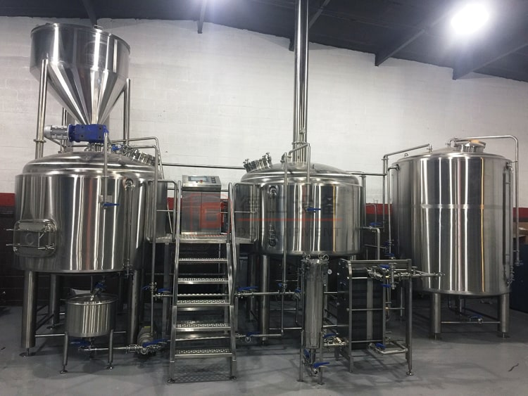 2-vessel beer brewhouse with hot water tank