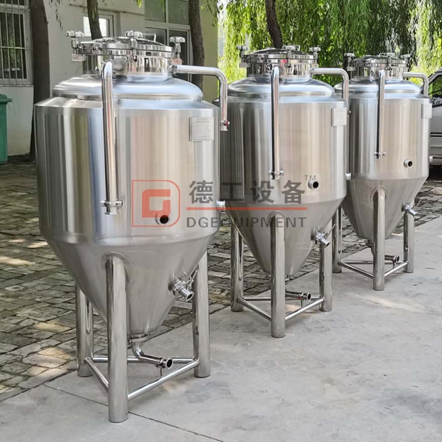 300L 500L SUS 304 Professional Micro Home Brewing System Mini Craft Beer Making Machine for Sale