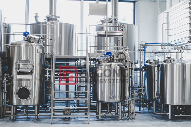 Comparing Stainless Steel Vs. Copper in Beer Brewing Equipment