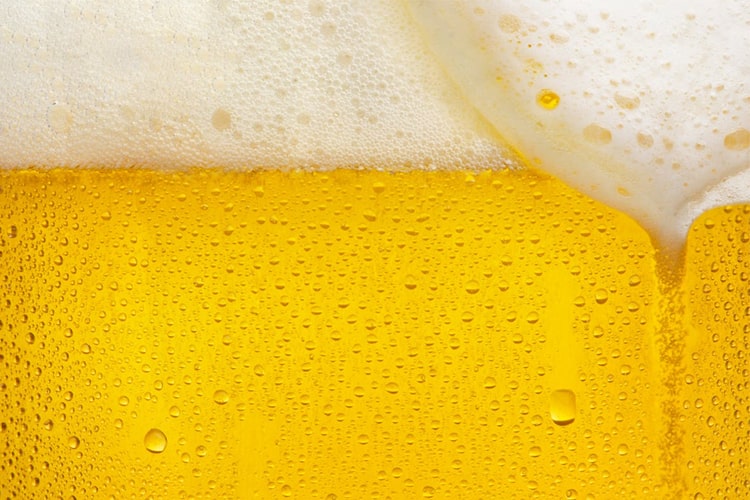 How to make beer foam longer?