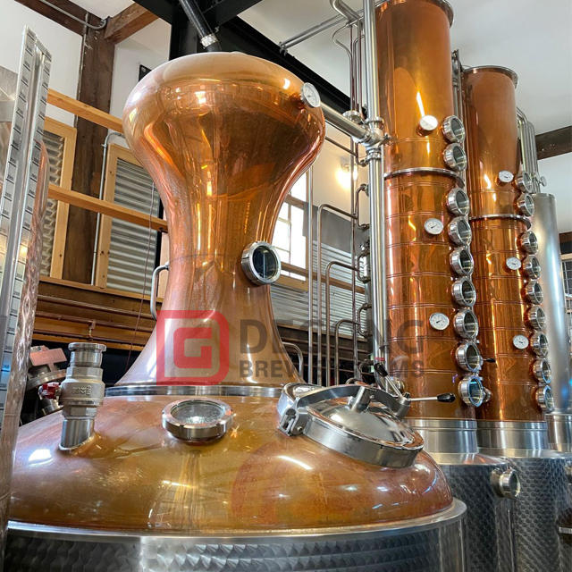 Distilling Equipment Copper Mash Vodka Brandy Whiskey Moonshine 300L 500L Available