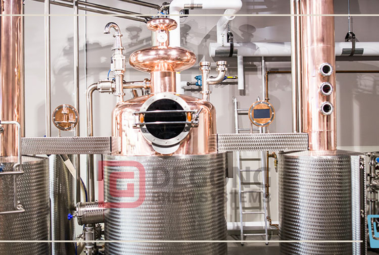 Pot Stills and Column Stills: What’s Best For Distillation